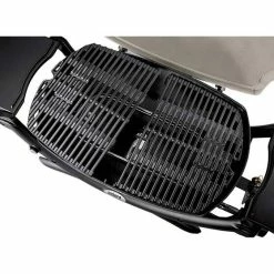 Weber Q (Q2000) LP BBQ -Hiking Gear and Packs shop BCF 365495 05 hi res