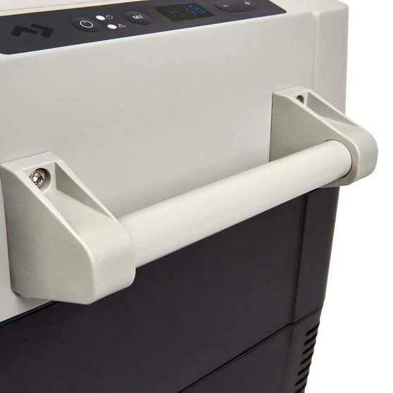 Dometic CFF45 Fridge Freezer And Cover Pack 43.5L 9 Dometic CFF45 Fridge Freezer And Cover Pack 43.5L - Image 7