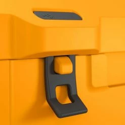 Dometic Patrol Icebox 18.8L -Hiking Gear and Packs shop BCF 616480 12 hi res